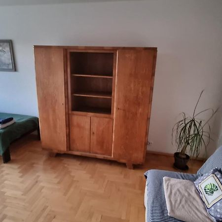 Roomsy Kolobrzeska Gdańsk Kültér fotó
