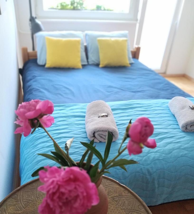 Roomsy Kolobrzeska Gdańsk Kültér fotó